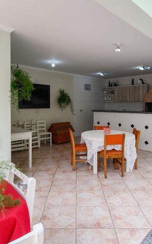 Casa para alugar com 400m², 4 quartos e 8 vagas Casa para alugar com 400m², 4 quartos e 8 vagasEspaço Gourmet