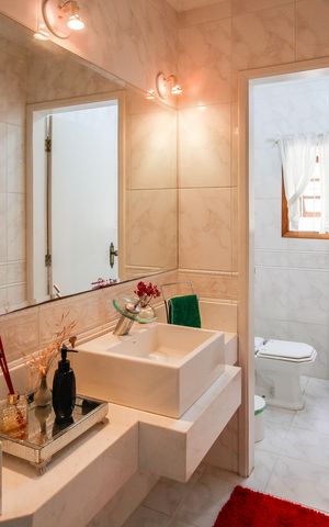 Casa para alugar com 400m², 4 quartos e 8 vagas Casa para alugar com 400m², 4 quartos e 8 vagasLavabo 2