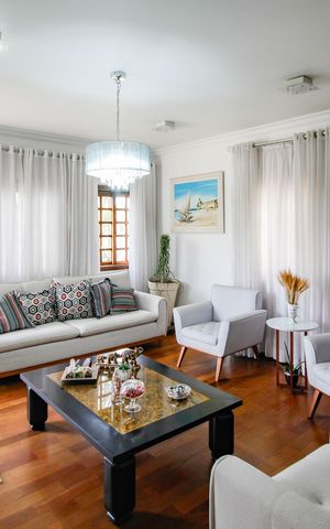 Casa para alugar com 400m², 4 quartos e 8 vagas Casa para alugar com 400m², 4 quartos e 8 vagasSala 1
