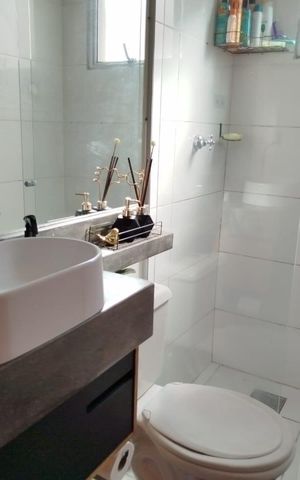 Apartamento à venda com 65m², 2 quartos e 1 vaga Apartamento à venda com 65m², 2 quartos e 1 vagaBanheiro