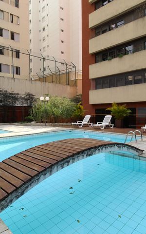 Apartamento à venda com 120m², 3 quartos e 2 vagasÁrea Comum - Piscina