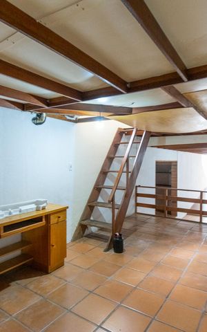 Casa à venda com 200m², 4 quartos e 2 vagas Casa à venda com 200m², 4 quartos e 2 vagasSalão de festas
