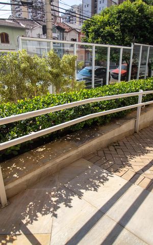 Apartamento à venda com 138m², 2 quartos e 2 vagas Apartamento à venda com 138m², 2 quartos e 2 vagasRampa de Entrada
