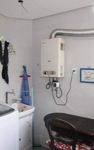 Apartamento à venda com 136m², 3 quartos e 1 vagaÁrea de Serviço