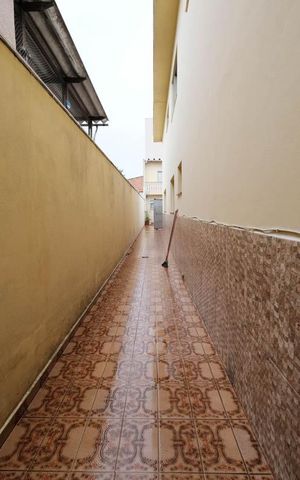 Casa para alugar com 250m², 4 quartos e 4 vagasÁrea externa