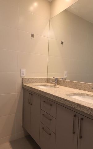 Apartamento para alugar com 126m², 3 quartos e 2 vagas Apartamento para alugar com 126m², 3 quartos e 2 vagasBanheiro da Suíte 3