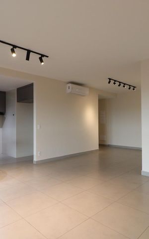 Apartamento para alugar com 126m², 3 quartos e 2 vagas Apartamento para alugar com 126m², 3 quartos e 2 vagasSala