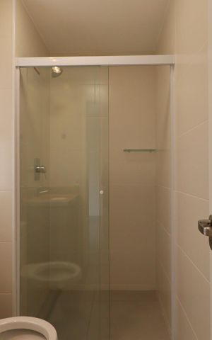 Apartamento para alugar com 126m², 3 quartos e 2 vagas Apartamento para alugar com 126m², 3 quartos e 2 vagasBanheiro da Suíte 1