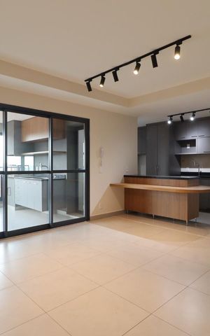 Apartamento para alugar com 126m², 3 quartos e 2 vagas Apartamento para alugar com 126m², 3 quartos e 2 vagasSala