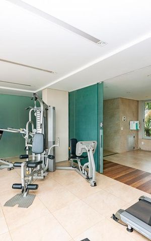Apartamento à venda com 225m², 3 quartos e 3 vagas Apartamento à venda com 225m², 3 quartos e 3 vagasÁrea comum