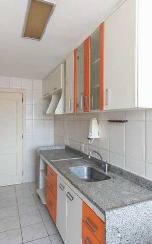 Apartamento para alugar com 139m², 3 quartos e 2 vagasCozinha