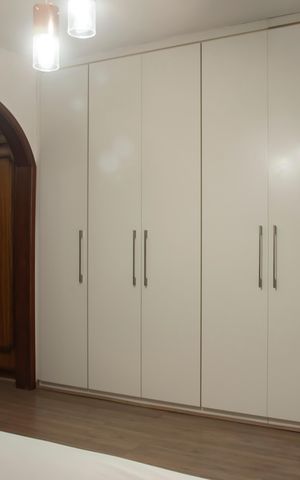 Casa à venda com 250m², 3 quartos e 3 vagasSuíte
