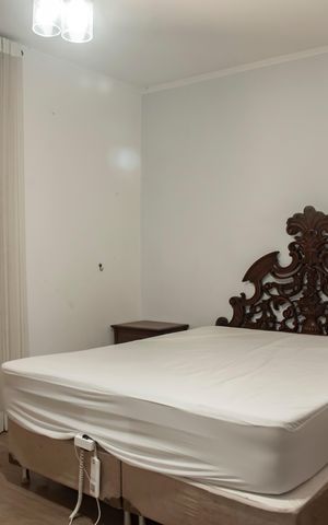 Casa à venda com 250m², 3 quartos e 3 vagasSuíte