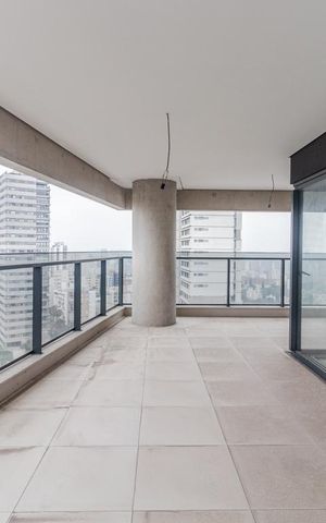 Apartamento à venda com 191m², 3 quartos e 3 vagasVaranda
