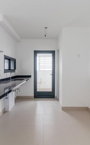 Apartamento à venda com 195m², 3 quartos e 3 vagasCozinha