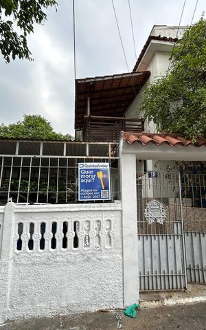Apartamento à venda com 70m², 2 quartos e 1 vagaFachada e plaquinha