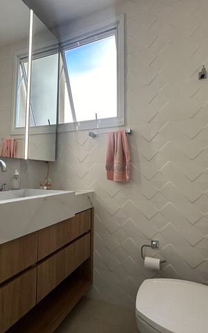 Apartamento à venda com 82m², 2 quartos e sem vaga Apartamento à venda com 82m², 2 quartos e sem vagaBanheiro