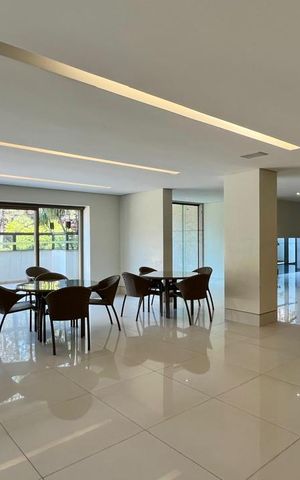 Apartamento à venda com 288m², 4 quartos e 6 vagas Apartamento à venda com 288m², 4 quartos e 6 vagasÁrea comum - Salão de festas