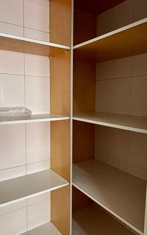 Apartamento à venda com 178m², 4 quartos e 3 vagas Apartamento à venda com 178m², 4 quartos e 3 vagasDespensa