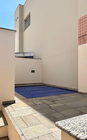 Apartamento à venda com 178m², 4 quartos e 3 vagas Apartamento à venda com 178m², 4 quartos e 3 vagasCobertura