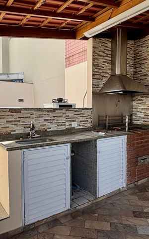 Apartamento à venda com 178m², 4 quartos e 3 vagas Apartamento à venda com 178m², 4 quartos e 3 vagasCobertura