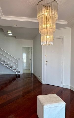 Apartamento à venda com 178m², 4 quartos e 3 vagas Apartamento à venda com 178m², 4 quartos e 3 vagasSala