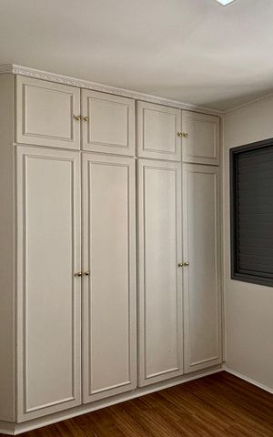 Apartamento à venda com 178m², 4 quartos e 3 vagas Apartamento à venda com 178m², 4 quartos e 3 vagasQuarto 1