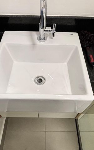Studio para alugar com 26m², 1 quarto e sem vaga Studio para alugar com 26m², 1 quarto e sem vagaBanheiro