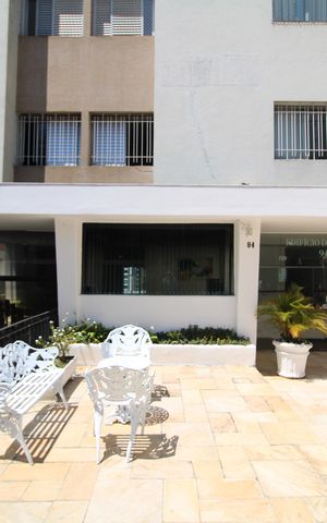 Apartamento à venda com 101m², 2 quartos e 1 vagaÁrea Comum