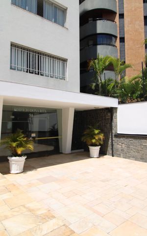 Apartamento à venda com 101m², 2 quartos e 1 vagaÁrea Comum