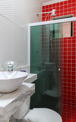 Casa para alugar com 105m², 3 quartos e 2 vagas Casa para alugar com 105m², 3 quartos e 2 vagasBanheiro da Suíte 3