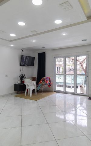 Casa para alugar com 105m², 3 quartos e 2 vagas Casa para alugar com 105m², 3 quartos e 2 vagasSala