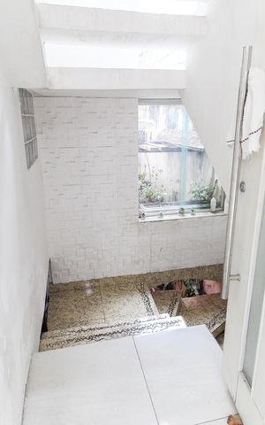 Casa para alugar com 105m², 3 quartos e 2 vagas Casa para alugar com 105m², 3 quartos e 2 vagasSala