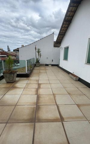 Casa à venda com 360m², 4 quartos e 4 vagasQuintal
