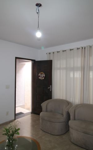 Casa para alugar com 189m², 4 quartos e 2 vagasCasa 2 - Sala