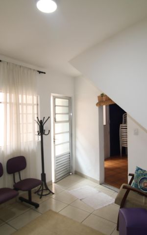 Casa para alugar com 189m², 4 quartos e 2 vagasSala