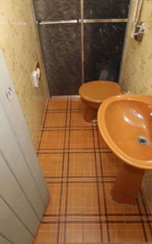 Casa para alugar com 189m², 4 quartos e 2 vagasBanheiro 1