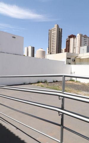 Casa para alugar com 107m², 3 quartos e 7 vagasQuintal