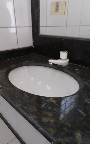 Casa para alugar com 107m², 3 quartos e 7 vagasBanheiro Social
