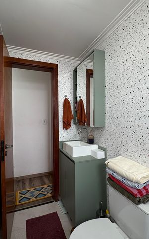 Apartamento à venda com 55m², 2 quartos e 2 vagas Apartamento à venda com 55m², 2 quartos e 2 vagasBanheiro Social