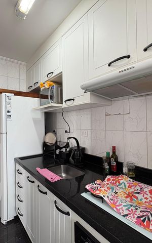 Apartamento à venda com 55m², 2 quartos e 2 vagas Apartamento à venda com 55m², 2 quartos e 2 vagasCozinha