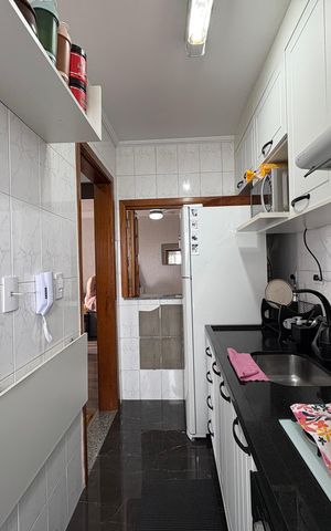 Apartamento à venda com 55m², 2 quartos e 2 vagas Apartamento à venda com 55m², 2 quartos e 2 vagasCozinha