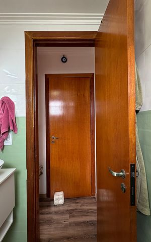 Apartamento à venda com 55m², 2 quartos e 2 vagas Apartamento à venda com 55m², 2 quartos e 2 vagasBanheiro da Suíte