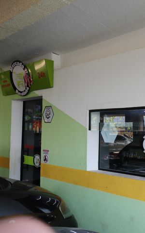Apartamento à venda com 50m², 2 quartos e 1 vagaMercadinho 24h