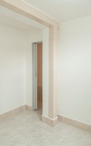 Casa à venda com 400m², 7 quartos e 2 vagasQuarto 2 Casa 1
