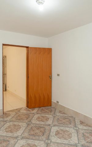 Casa à venda com 400m², 7 quartos e 2 vagasQuarto Casa 1