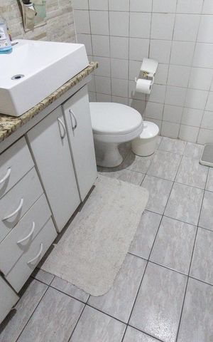 Casa para alugar com 104m², 3 quartos e 2 vagas Casa para alugar com 104m², 3 quartos e 2 vagasBanheiro Social