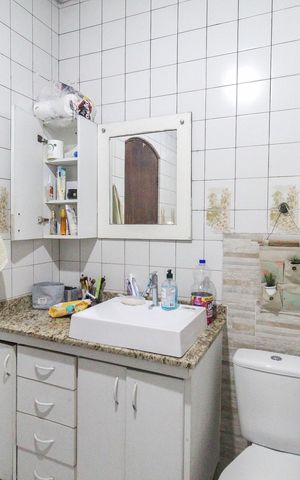 Casa para alugar com 104m², 3 quartos e 2 vagas Casa para alugar com 104m², 3 quartos e 2 vagasBanheiro Social