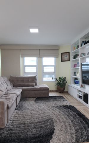Casa à venda com 244m², 3 quartos e 2 vagasSala 1