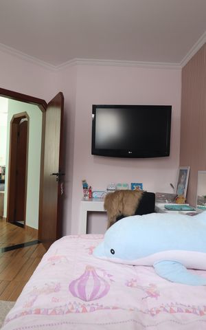 Casa à venda com 244m², 3 quartos e 2 vagasQuarto 1
